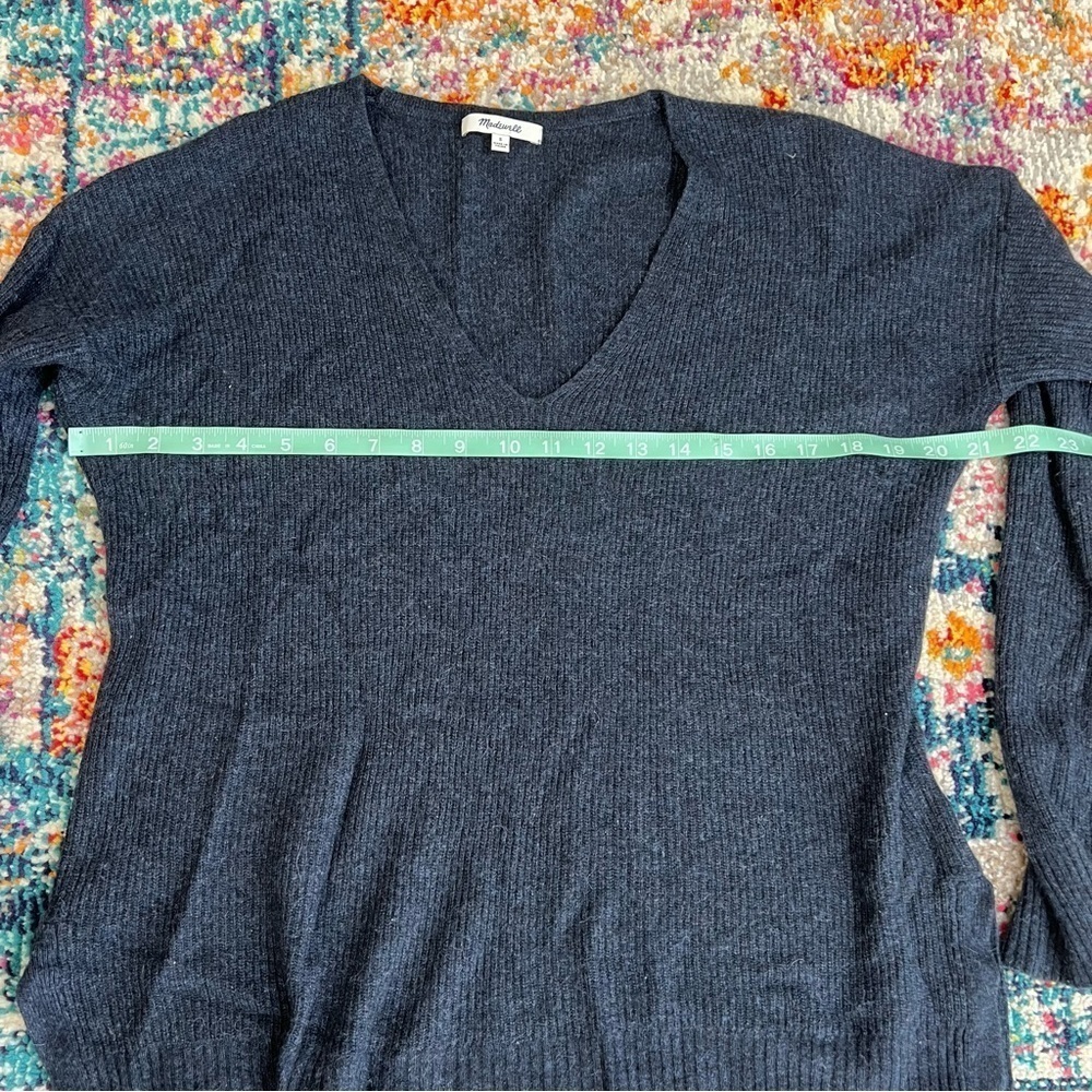 Madewell Warmlight‎ V-Neck Pullover Sweater, Navy, Size L - Picture 12 of 13